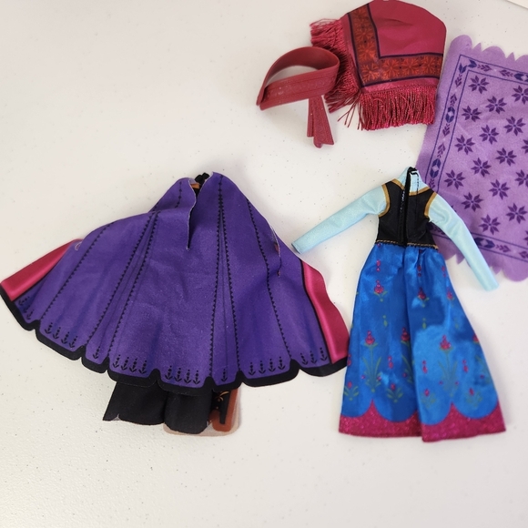 Disney Frozen Anna Elsa Clothing Lot Replacement Parts Belt Blanket Dress - Picture 3 of 7